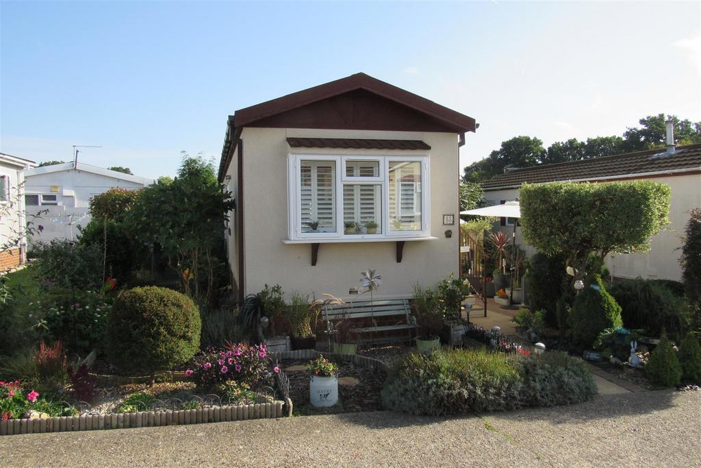 Shalloak Road, Broad Oak, Canterbury 1 bed park home for sale £90,000