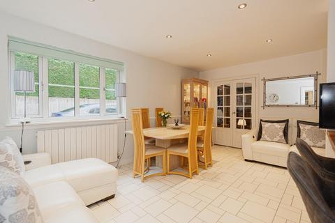 Copleigh Lodge Copleigh Drive, Kingswood, Tadworth, KT20 6BJ