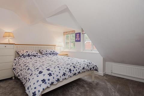 Copleigh Lodge Copleigh Drive, Kingswood, Tadworth, KT20 6BJ