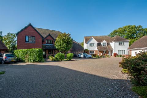 5 bedroom detached house for sale, Worcester Grove, Broadstairs