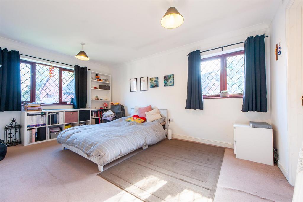 Bedroom 2.jpg