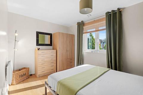 62 Gloucester Close, Redditch, B97 6AH