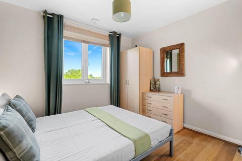 62 Gloucester Close, Redditch, B97 6AH