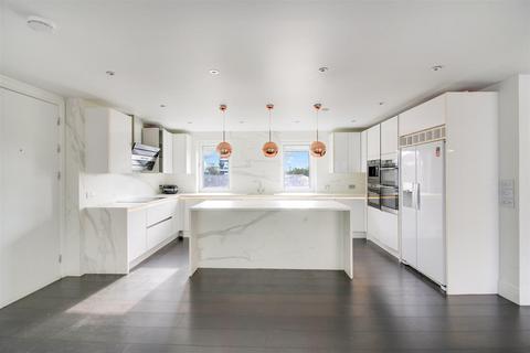 4 bedroom apartment for sale, Praed Street, Paddington, London, W2