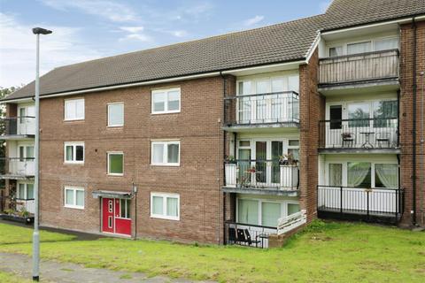 2 bedroom flat for sale, Roughwood Road, Kimberworth Park, Rotherham