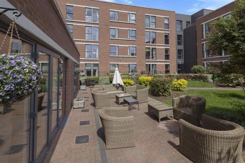 1 bedroom apartment for sale, Glenhills Court, Little Glen Road, Glen Parva, Leicester