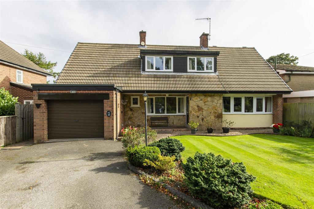 Somersall Lane, Somersall, Chesterfield 3 bed detached bungalow for