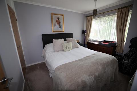 43 Ravenswood Hill, Coleshill, Birmingham, B46 1BN