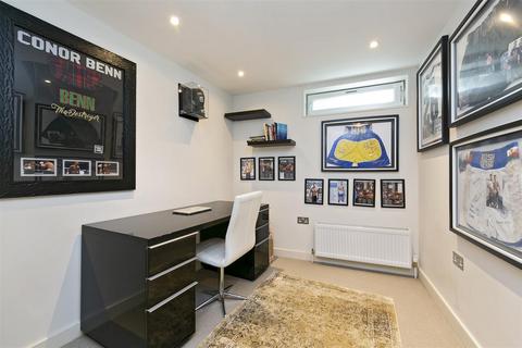 2 bedroom apartment for sale - Strathmore Road, Teddington