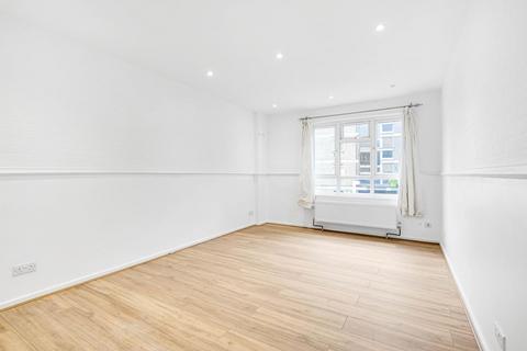 70 Columbia Road, London, E2 7NN
