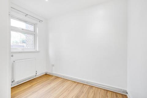 70 Columbia Road, London, E2 7NN