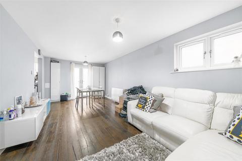 2 bedroom flat for sale - Selhurst Road, South Norwood, SE25