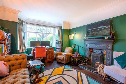 4 Holifast Road, Sutton Coldfield, B72 1AP