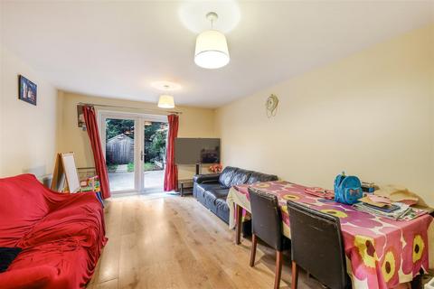 2 bedroom terraced house for sale, Kennedy Close, Mitcham