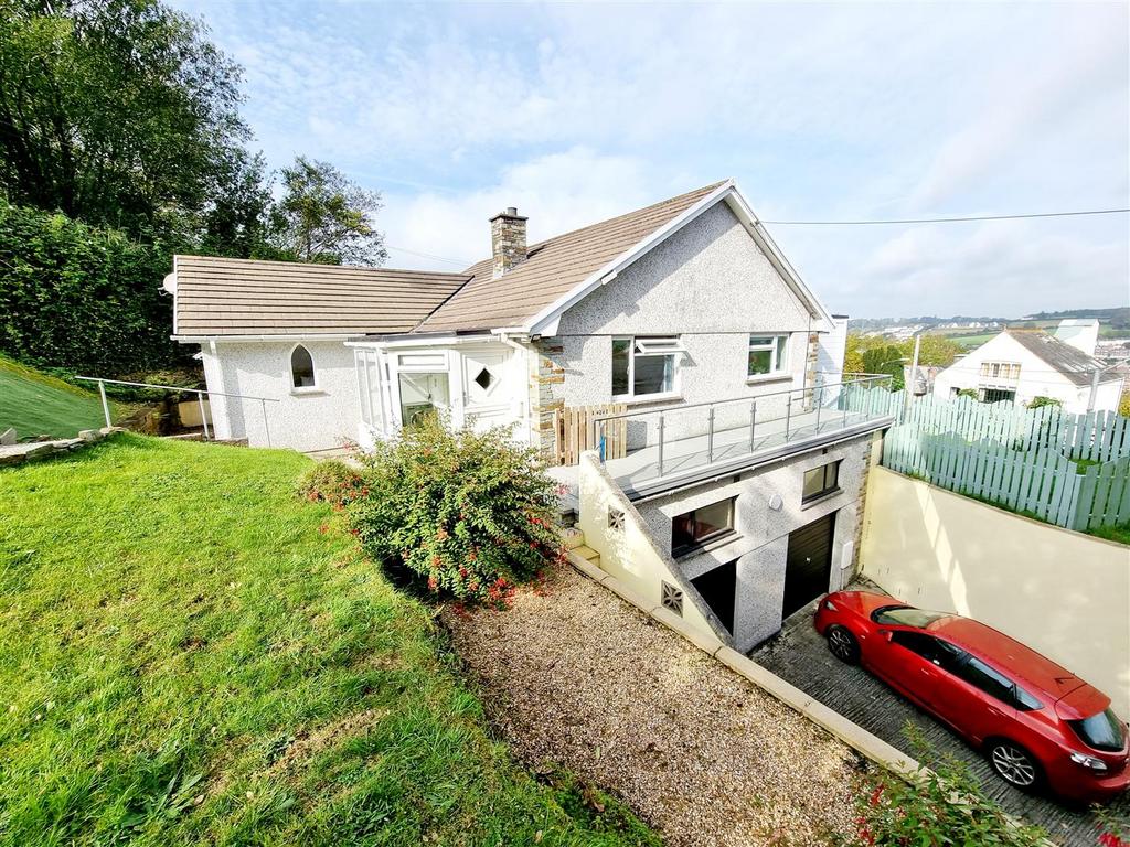 Tavistock Road, Launceston 3 bed detached bungalow for sale £315,000