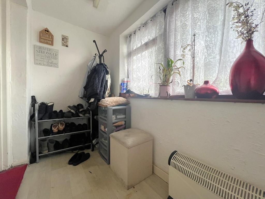 Broad Avenue, Leicester, LE5 3 bed house for sale £300,000