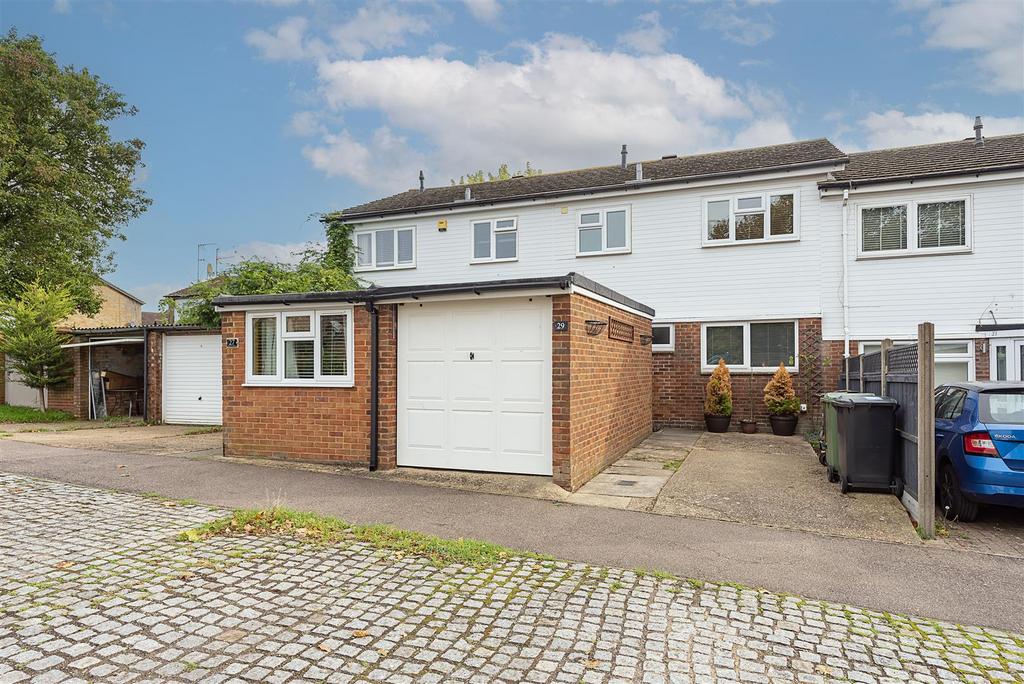Stephens Way, Redbourn 3 bed terraced house for sale £450,000