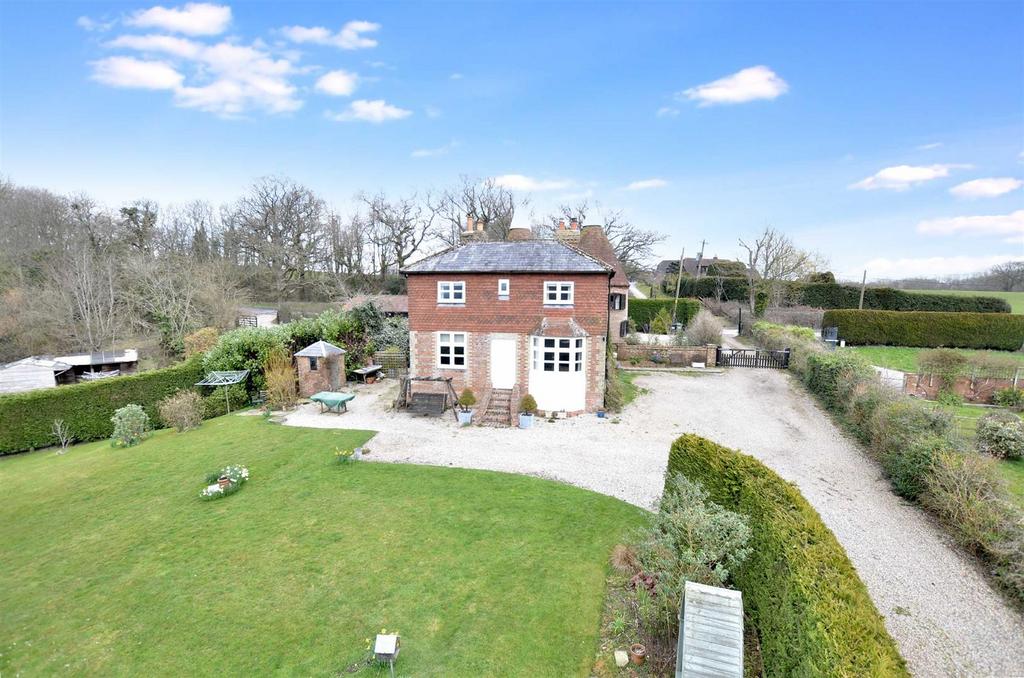 Rock Hill, Staplecross Robertsbridge TN32 4 bed equestrian property for