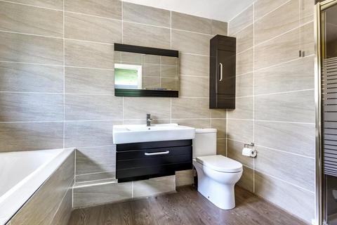 10 Bradgate Close, Cuffley, Potters Bar, EN6 4RF
