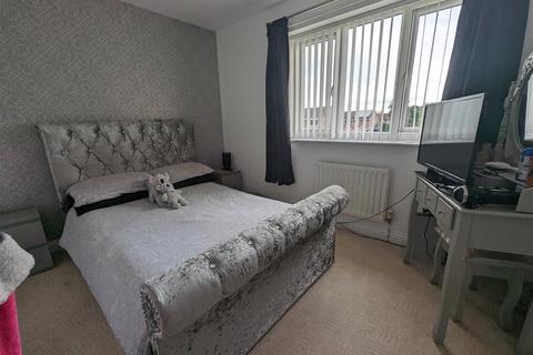 3 Darrowby Drive, Darlington, DL3 0GY