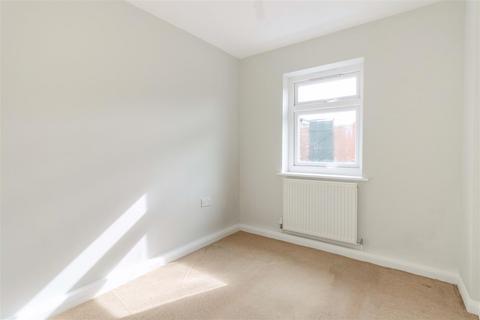 Flat 1, 114 Lyndhurst Road, Worthing, BN11 2DW