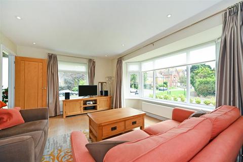 2 Briar Close, Yapton, Arundel, BN18 0ES