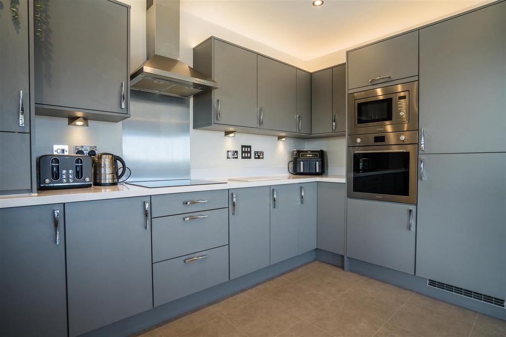 12 Mercer St-15.jpg