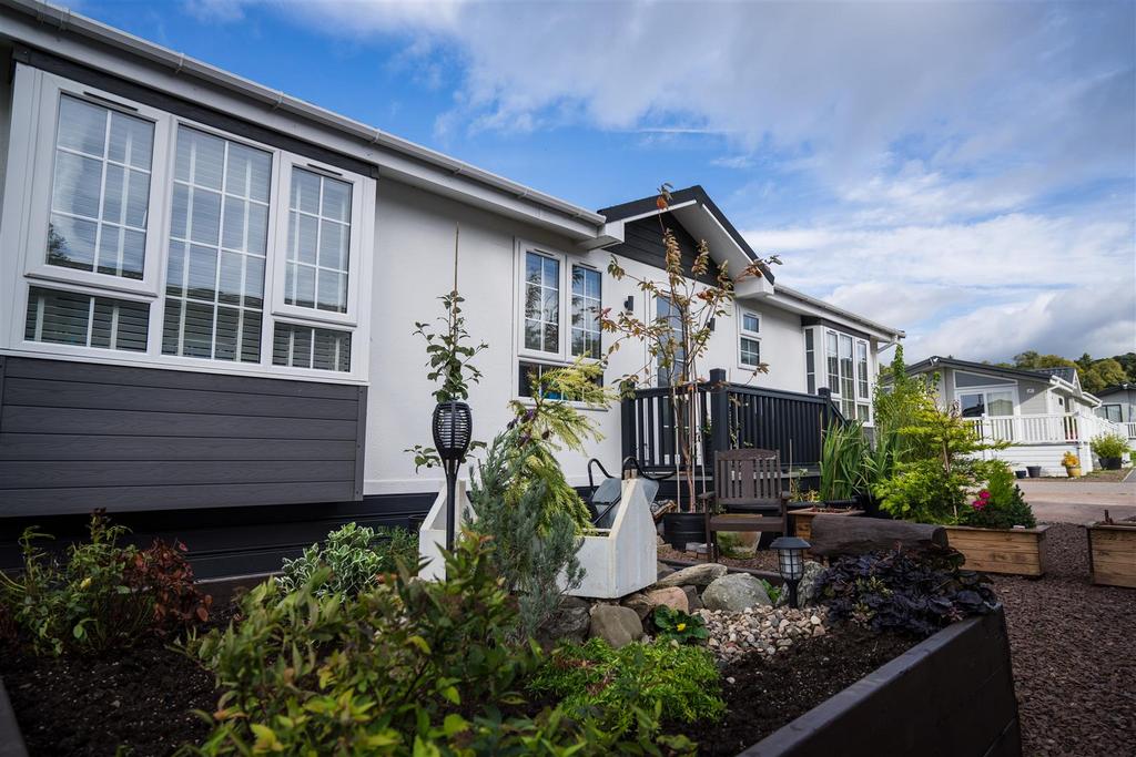 Marlee Loch, Kinloch, Blairgowrie 2 bed house for sale £180,000