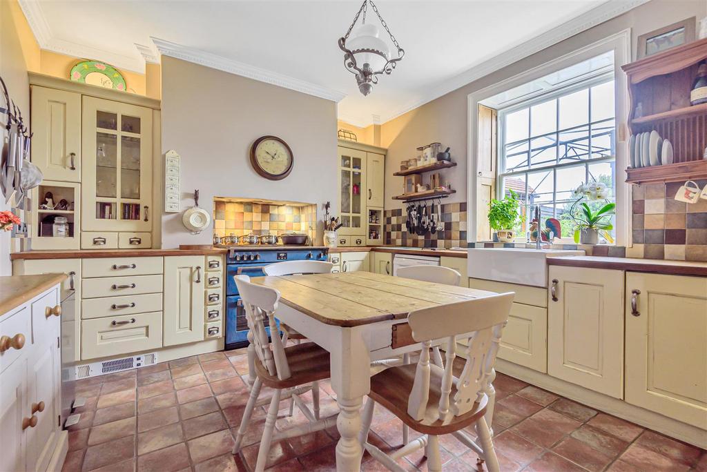 Warren Lane, Alkham, Dover CT15 4 bed detached house for sale £875,000