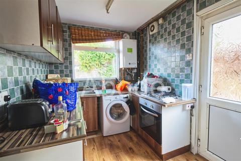 undefined, Buckingham Avenue, Hyde Park, Leeds
