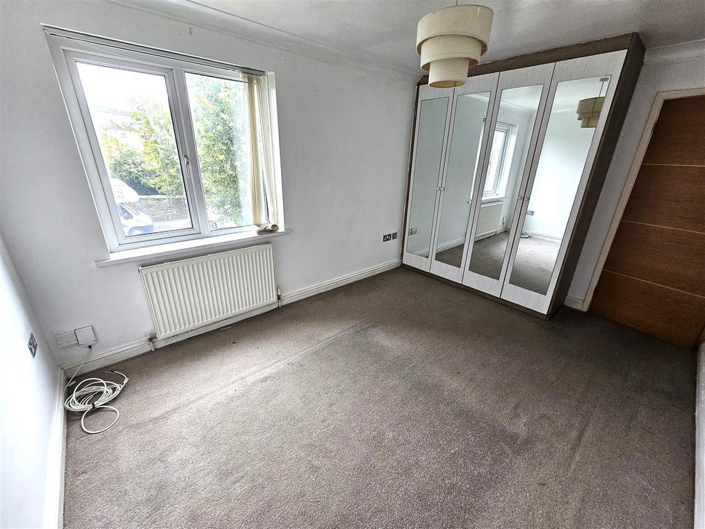 Further Living Room pic.jpg