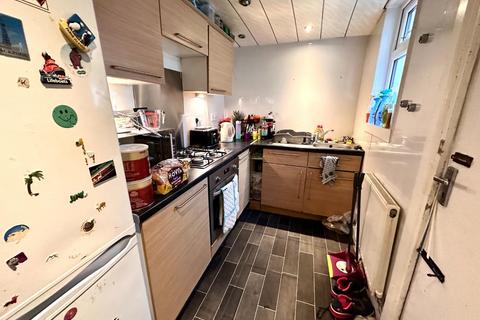 2 bedroom terraced house for sale, Burnley Road, Briercliffe