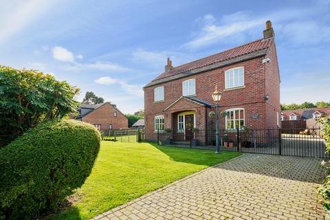 4 bedroom detached house for sale, Elmstone House, Low Street, Carlton, DN14 9LP