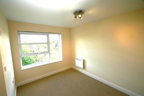 2 bedroom apartment to rent, Stone Street, Oldbury