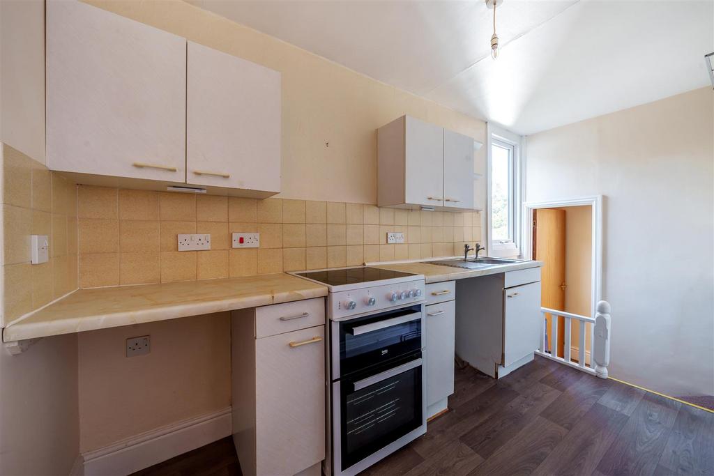 Kitchen 14 C