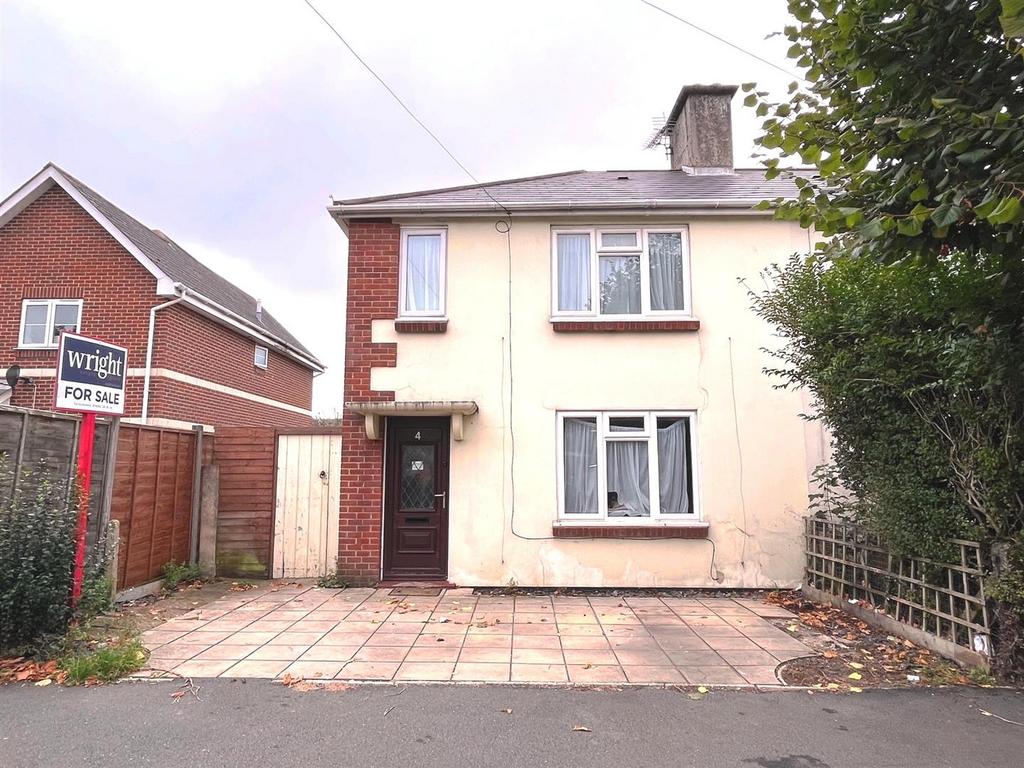 Nelson Road, Newport 3 bed semidetached house for sale £249,950