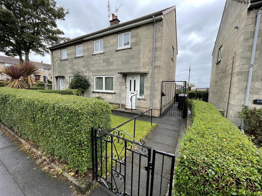 106 Cawdor Crescent, Kirkcaldy 2 bed semidetached house £102,000
