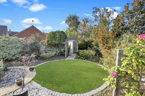 2 bedroom detached bungalow for sale, Kingsmere Close, West Mersea Colchester CO5