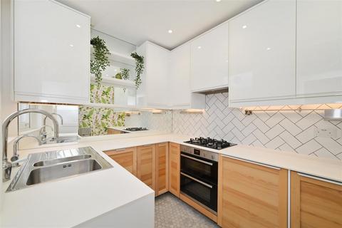 2 bedroom apartment to rent, Sloane Gardens, Chelsea, SW1W