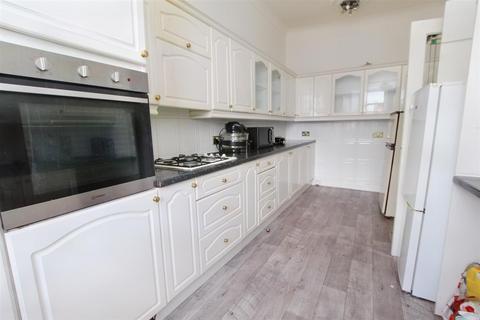 40 Caledonian Road, Wishaw, ML2 8AR