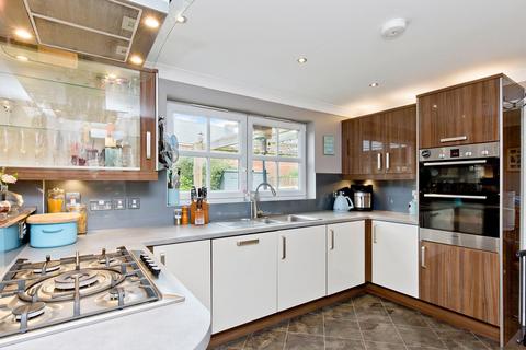 25 Villa Dean, Rosewell, EH24 9ES