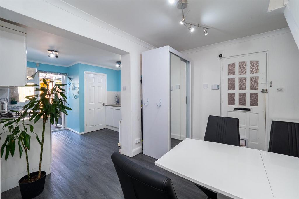 Brandon Road, Sutton 2 bed semidetached house for sale £390,000