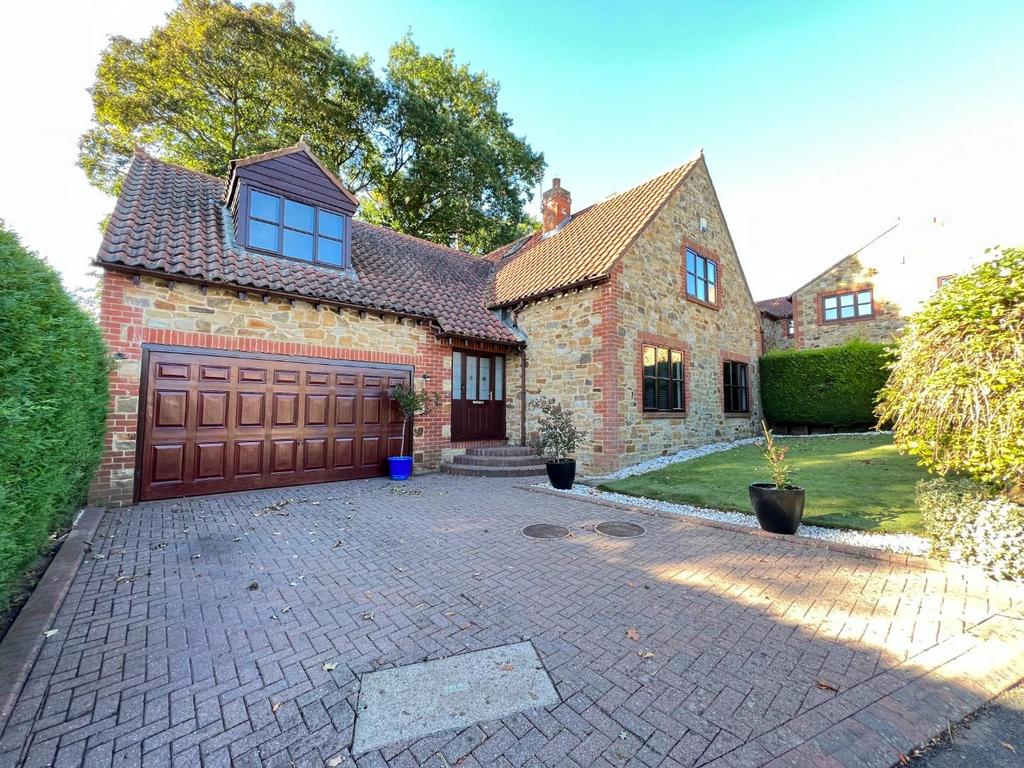 Witton Tower Gardens, Witton Le Wear, Auckland 4 bed detached