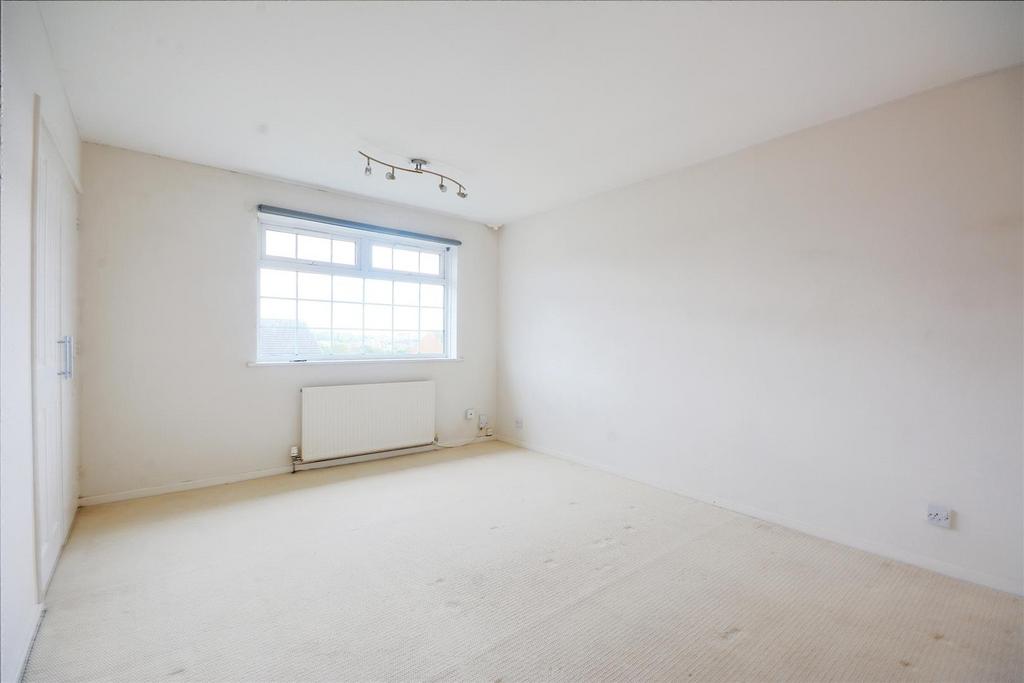 Bedroom 1.jpeg
