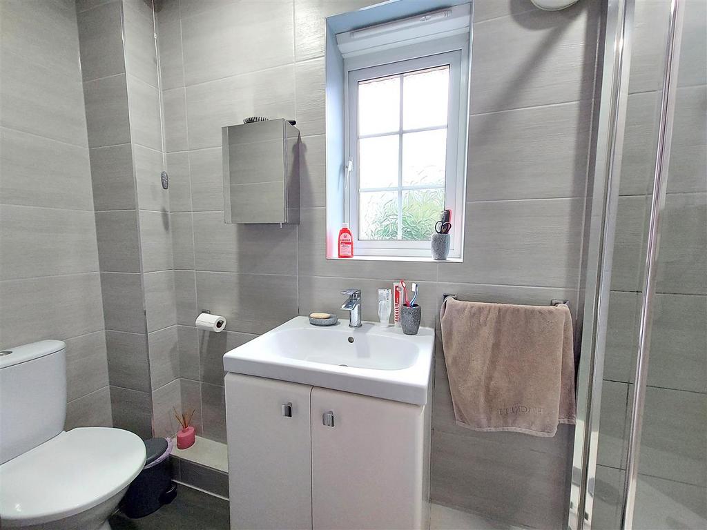 Ensuite Shower Room