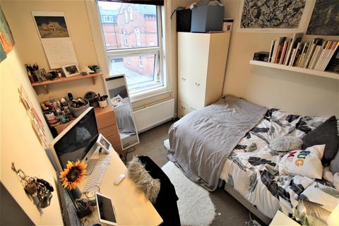 5 bedroom terraced house to rent - Granby Terrace, Headingley, Leeds, LS6 3BB