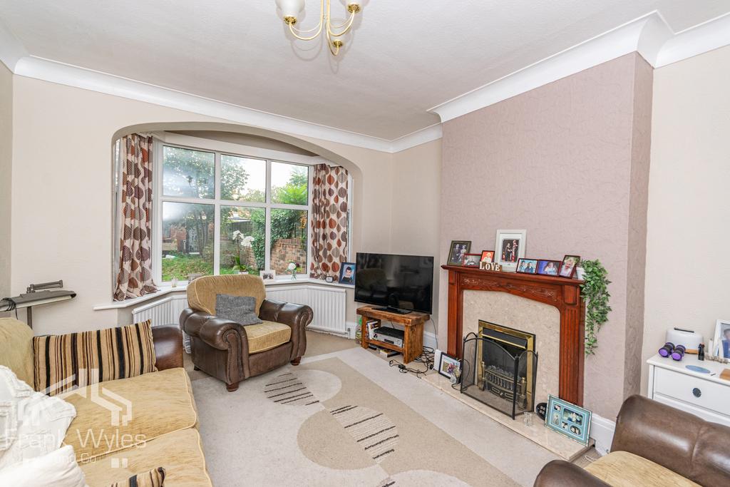 Chatsworth Road, Lytham St. Annes 4 bed semidetached house for sale £325,000