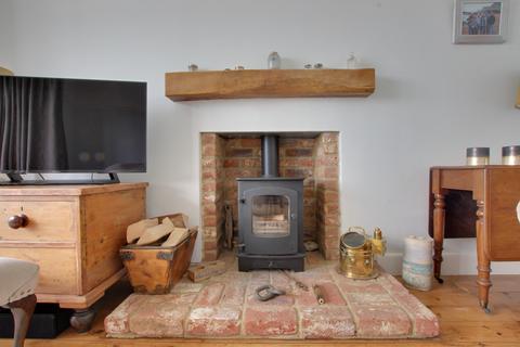 18 Auriol Drive, Havant, PO9 3LR