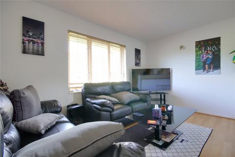 1 bedroom flat for sale, Maltby Drive, Enfield, EN1