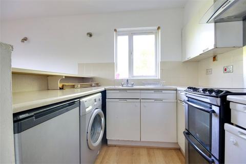 1 bedroom flat for sale, Maltby Drive, Enfield, EN1